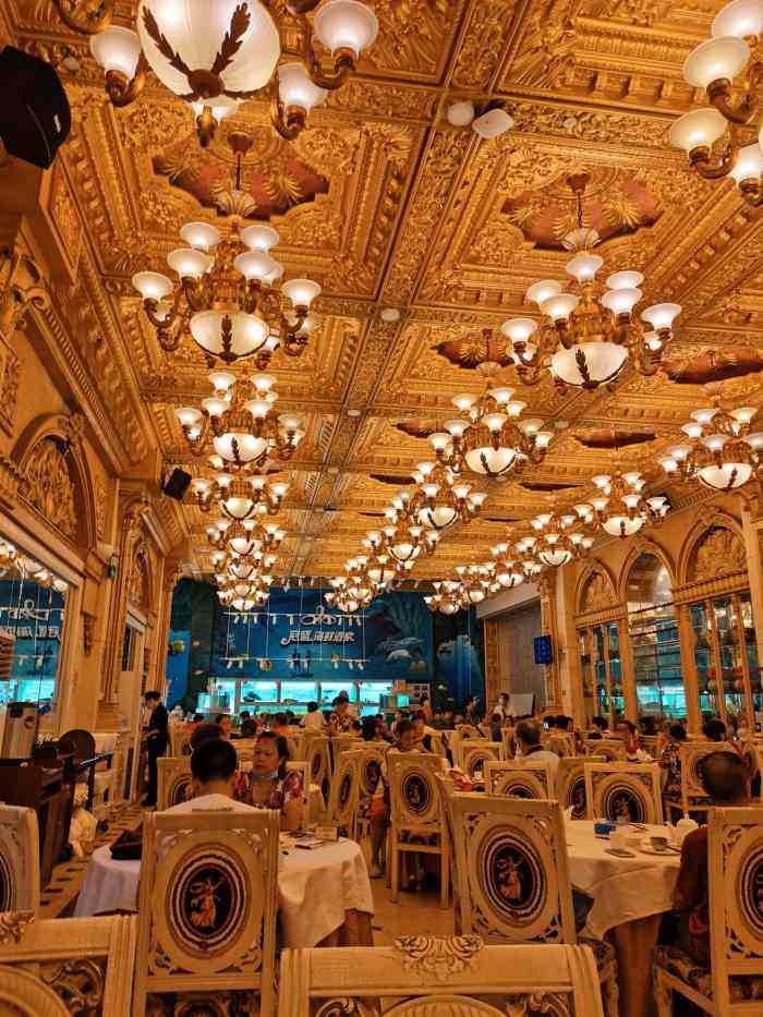 冠盛潮州酒楼-"有一款特价点心,还是比较实惠的,正常点心.