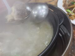 -濠轩阁特色生蚝火锅(水湾路店)
