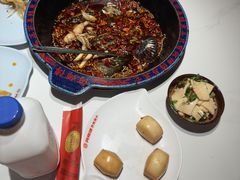 -何师傅美蛙鱼头(汉街店)