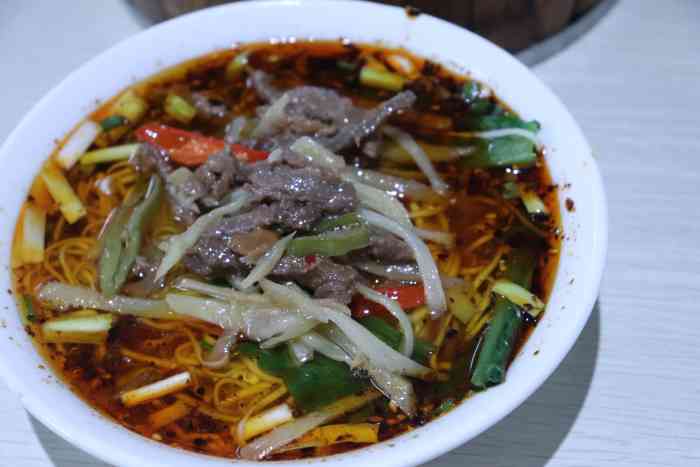 刘记姜丝牛肉面(汇宇一品总店)-"来内江出差,在政务中心对面选的一家