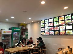 -百味手拨龙虾馆(愚园路店)