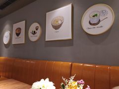 -POKEE VIA&Brunch·维娅(重庆来福士店)