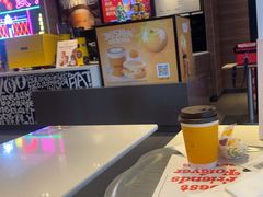 -麦当劳(汉口火车站候车室店)
