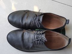 -京伟修鞋洗鞋奢侈品皮具护理店