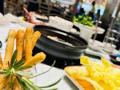 -烹然四季椰子鸡火锅(团结湖总店)