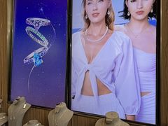 -广州周大福金融中心