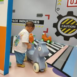 -孩子王童乐园(西安盛龙店)