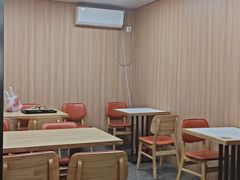 -亮亮面馆(经六路店)