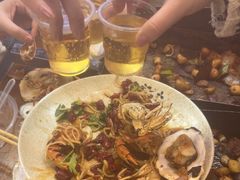 -老东镇啤酒屋海鲜加工·蒸汽海鲜·海鲜烧烤(台东店)