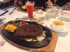 -爱丽丝牛排西餐厅(光谷步行街店)