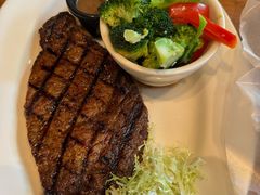 10oz肋眼牛排-Texas Roadhouse(世纪汇广场店)