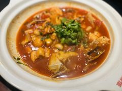 -魏铭鱼头捞饭(晋阳路店)