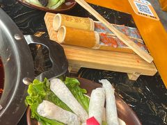 -憨孃孃·重庆老火锅(红山黑金店)