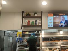 -德克士(场中路店)