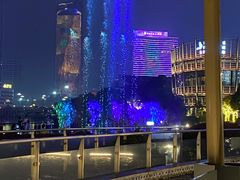 -MONICH牛排融合餐厅(和义大道购物中心店)