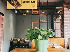 大堂-喝丢一只鞋海鲜烧烤·海肠捞饭(文体街店)