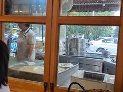 -王婆乔鲜鱼自助火锅(蜀汉路店)