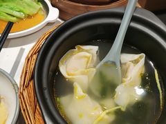 -馋三尺蟹粉小笼(人民广场店)