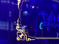 -温莎KTV(珠江路店)