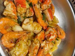 -七欣天香辣蟹火锅(上海银亿滨江店)