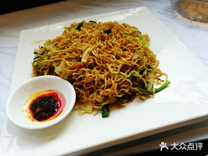 荔枝楼酒家·粤菜老字号(车陂旗舰店)三丝炒面(团)图片