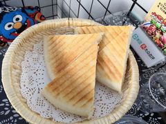 三角饼-八两八金·莱芜特色炒鸡(市南漳浦路店)