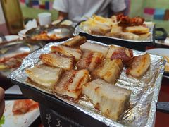 辣白菜炒五花肉-屋里家延边朝鲜族冷面(南园店)