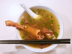 鸡腿汤-民间老鸡汤面馆(中山北路店)