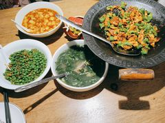 -聚鑫朋酸菜肥肠(文艺路口店)