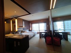 -上海外滩茂悦大酒店