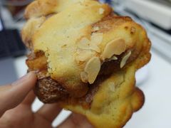杏仁粉羊角包-老梦面包 CHEZMOREL(三源里店)