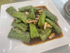 -胜记烧鹅美食