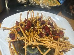 -江城燕子大排档(江汉路步行街店)