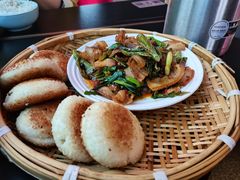 -粉墨特色菜·烧烤音乐酒馆