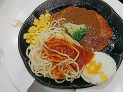 -汤姆家的牛排意面披萨(新城市广场店)