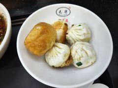 玉兰饼和生煎馒头-毛华美食(清扬路店)