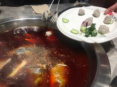 -忘情水鱼头·鲜鱼火锅(滨江中路店)