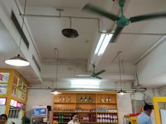 大堂-石灰市老火锅(北滨路店)