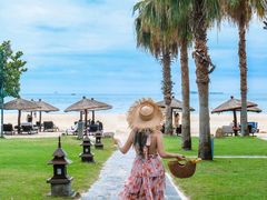 -三亚湾海居铂尔曼度假酒店