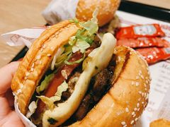 -The Habit Burger Grill 哈比特汉堡(复兴soho店)