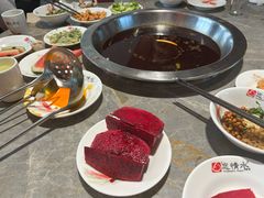 -忘情水鱼头·鲜鱼火锅(滨江中路店)