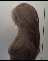 -镁连社·美联社