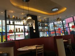 -必胜客(武汉欢乐谷店)