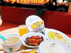 -老乡鸡(上海白玉兰广场店)