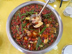 -乡土特色.冷锅鱼.牦牛肉汤锅