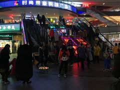 -泰州时尚莱迪购物广场(坡子街商业步行街店)
