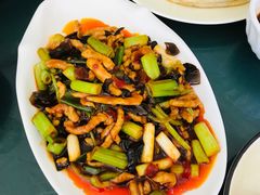 -李连贵酒家熏肉大饼(昆明街店)