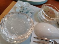 -燕庭·纯燕窝·甜品下午茶(南京西路店)