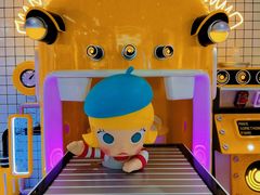 -泡泡玛特POPMART(上海环球港店)