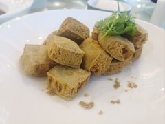 -品悦酒店(三林古镇店)